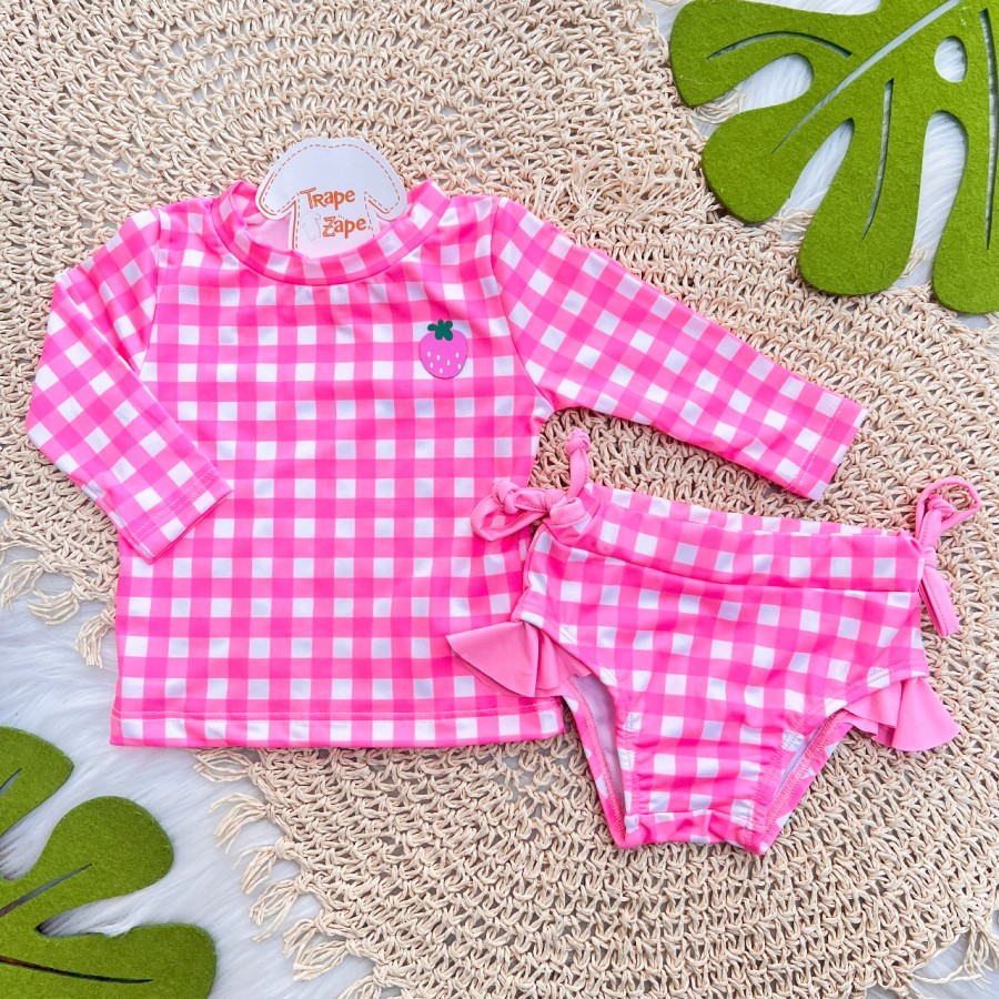 Linha Praia - Blusa Moranguinho com Proteção UV50+ e Calcinha - Rosa Chiclete